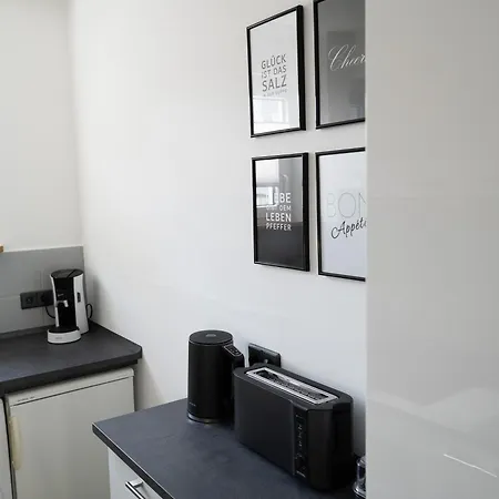 - Weststadt * Karlsruhe